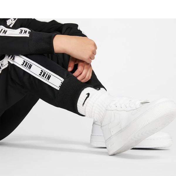 NIKE Girls' Sportswear Tracksuit 8 NIKE Girls' Sportswear Tracksuit - Image 6