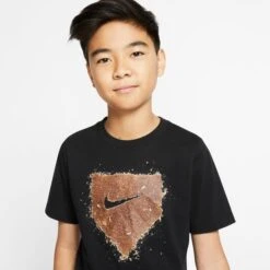 NIKE Boys' Baseball Short-Sleeve Tee 8 NIKE Boys' Baseball Short-Sleeve Tee -Activewear Of Kid Shop 2068186 001 alt2